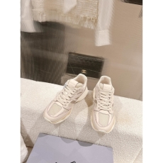 Hogan Sneakers